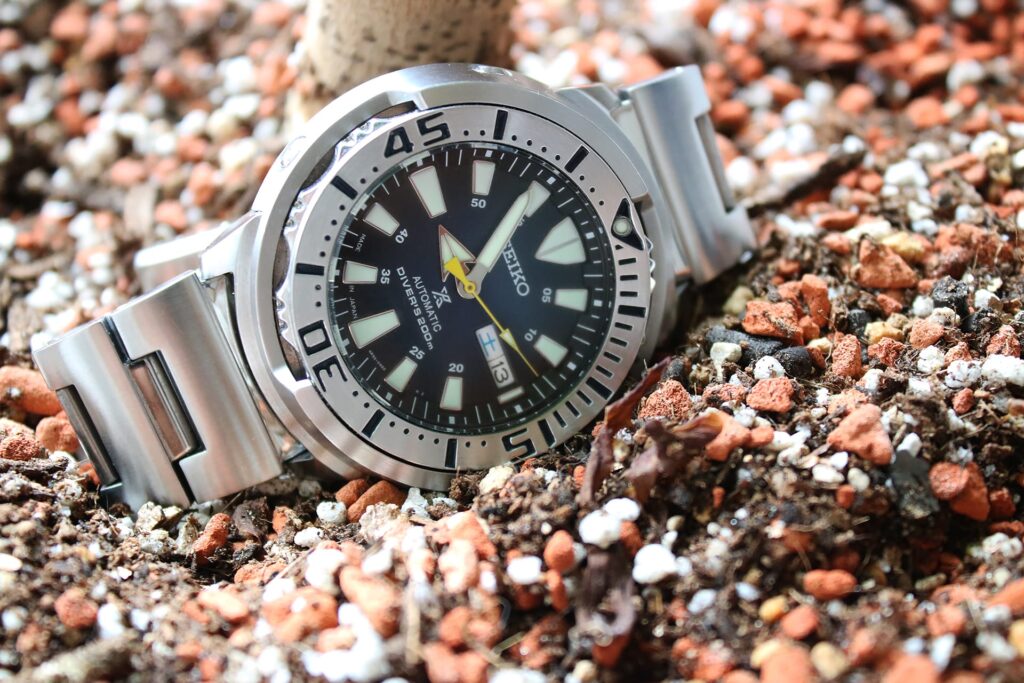 ケースステンレススチールツナ缶 SEIKO PROSPEX SBDY055 ネイビー 自動巻き　腕時計